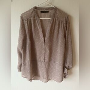 Maurice’s mauve colored button up blouse. Worn once in great condition. Size 2XL